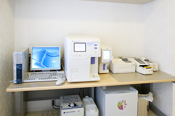 血液尿検査機器